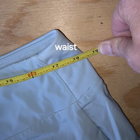 Nike Women's Light Blue Shorts XL (SHO11) - Picture 4 of 9